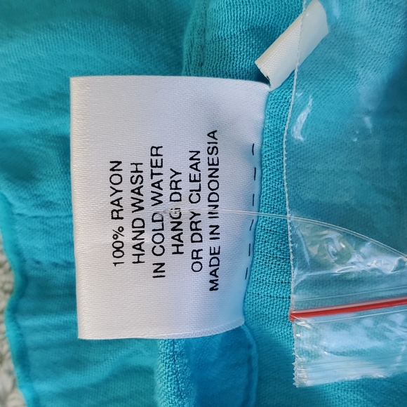 Very Vineyard Turquoise blouse - Picture 8 of 8